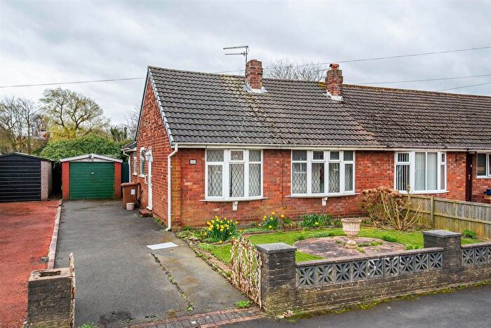 2 Bedroom Semi Detached Bungalow For Sale In Coniston Drive, Walton-Le-Dale, Preston, PR5