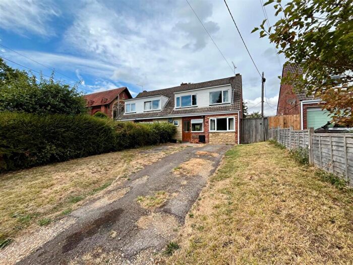 4 Bedroom Semi-Detached House For Sale In Morgans Vale Road, Redlynch, Salisbury, SP5