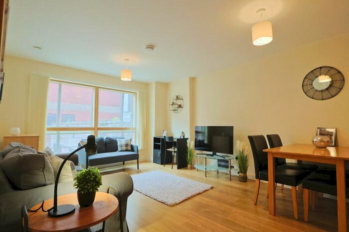 2 Bedroom Apartment To Rent In Baldwin Street, Bristol, BS1
