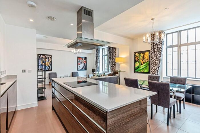 2 Bedroom Flat For Sale In Colston Avenue, Bristol, BS1