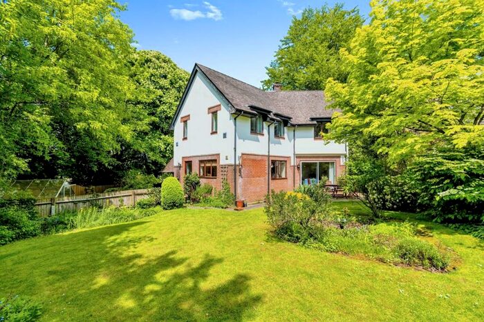 3 Bedroom Detached House For Sale In Romsey Road, Kings Somborne, Stockbridge, SO20