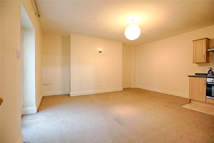 1 Bedroom Flat To Rent In St Georges Road, Cheltenham, GL50