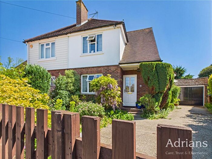 3 Bedroom House For Sale In Baddow Place Avenue, Chelmsford, CM2