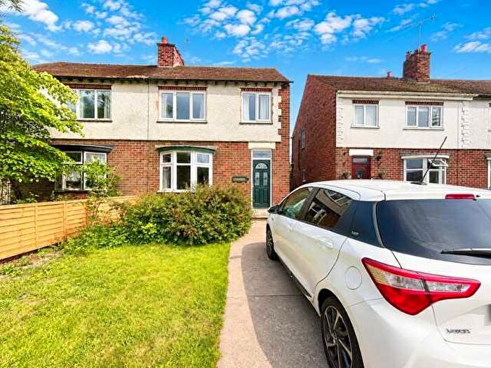 3 Bedroom Semi-Detached House To Rent In Alfreton Road, Alfreton, DE55