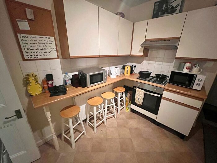 1 Bedroom House To Rent In Clive Road, Portsmouth, PO1