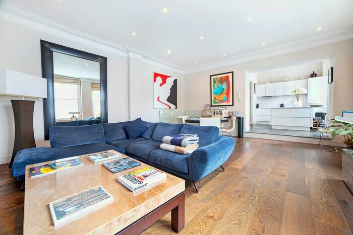 2 Bedroom Maisonette To Rent In Ashburn Place, London, SW7