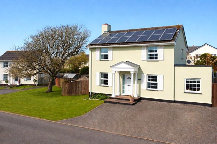 4 Bedroom Detached House For Sale In Lower Cross Road, Bickington, Barnstaple, Devon, EX31