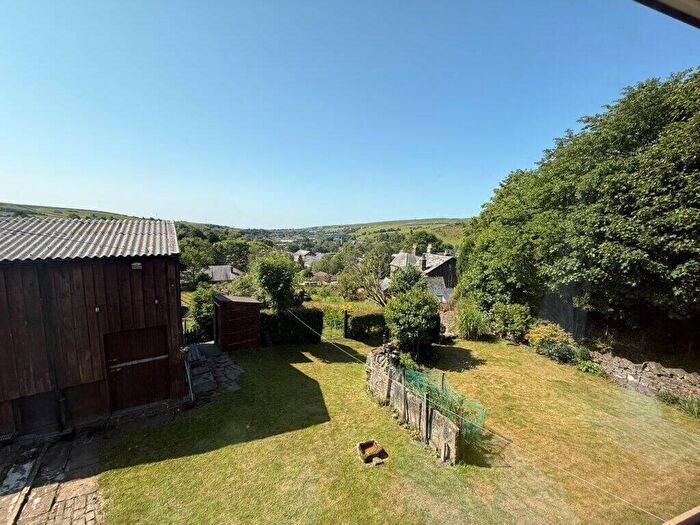5 Bedroom Detached House For Sale In New Barn Farm, Facit, Whitworth, Rossendale, OL12