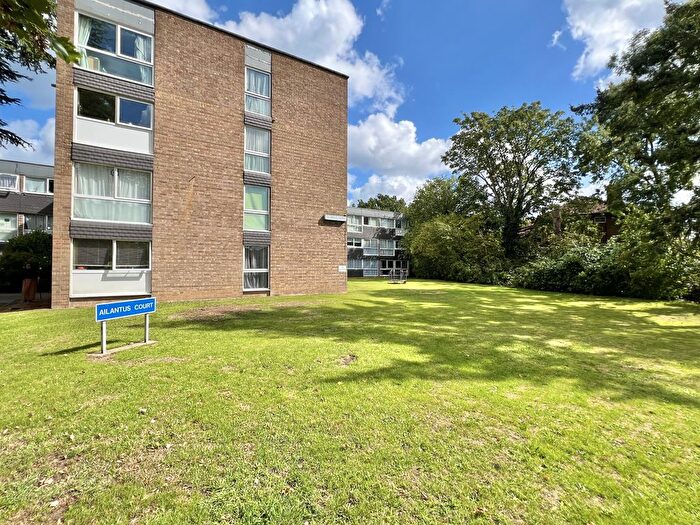 2 Bedroom Flat To Rent In Ailantus Court, Stonegrove, Edgware, HA8