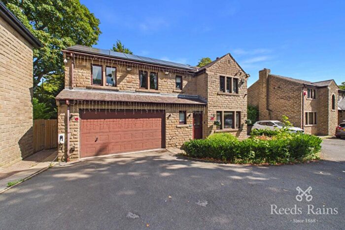 6 Bedroom Detached House For Sale In Hall Lee Fold, Lindley, Huddersfield, West Yorkshire, HD3