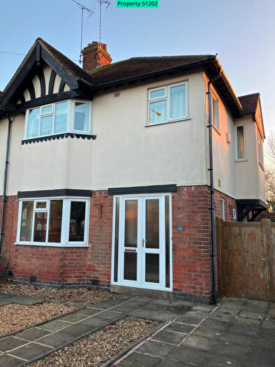 3 Bedroom Semi-Detached House To Rent In Glenfield Road, Leicester, LE3