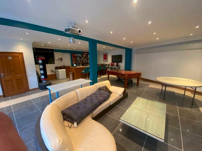 4 Bedroom Semi-Detached House To Rent In Franklin Road, Gravesend, Kent, DA12