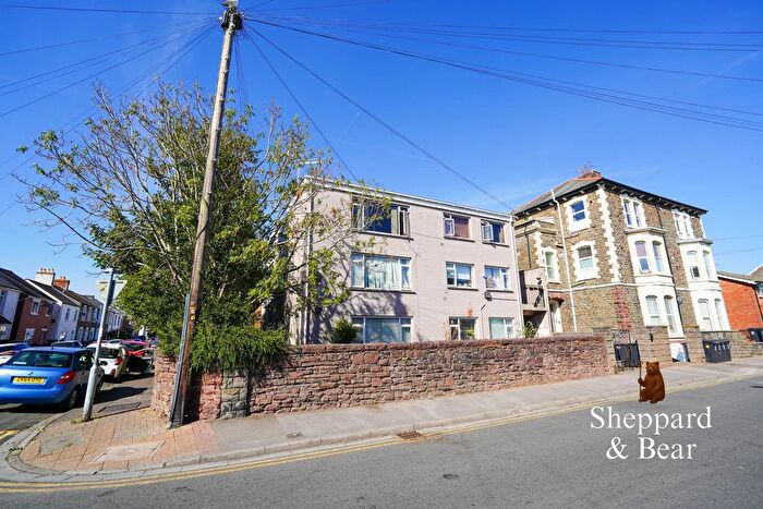2 Bedroom Flat For Sale In Romilly Road West, Cardiff, CF5