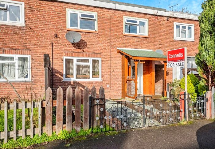 3 Bedroom Terraced House For Sale In Springfield Avenue, Hereford, HR2