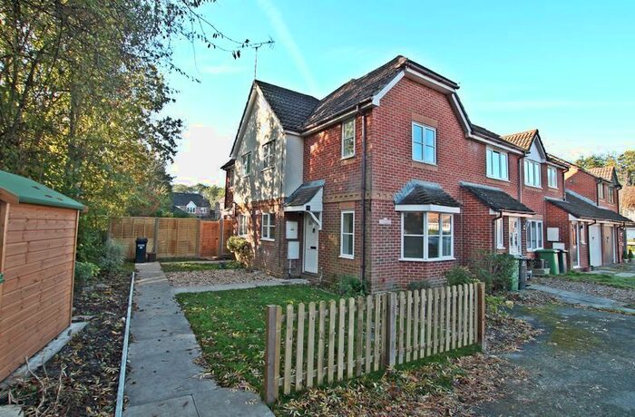 1 Bedroom Terraced House To Rent In Collett Close, Hedge End, Southampton SO30