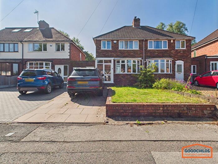3 Bedroom Semi-Detached House To Rent In Westbrook Avenue, Aldridge, WS9