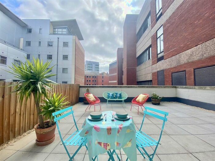 1 Bedroom Flat To Rent In Baldwin Street, Bristol, BS1