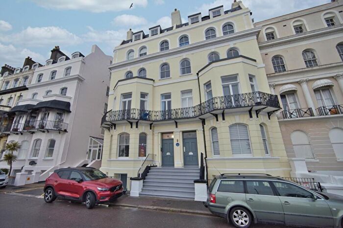 2 Bedroom Flat To Rent In Marine Parade, Folkestone, Kent, CT20
