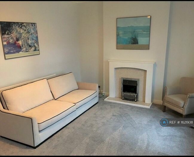 2 Bedroom Flat To Rent In Coedcae Street, Cardiff, CF11