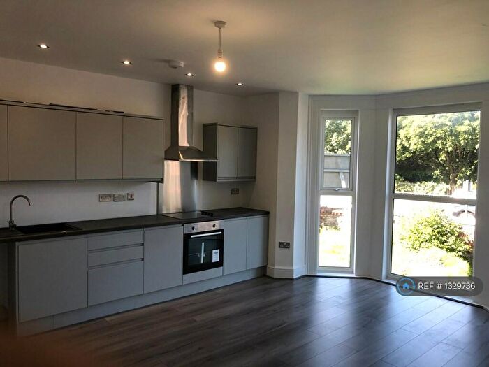 Studio To Rent In Crosby Road South, Liverpool, L21