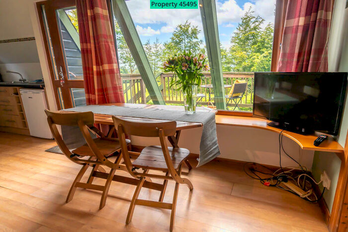 2 Bedroom Detached Bungalow To Rent In Craigs Chalet Park, Williamscraig, Linlithgow, EH49