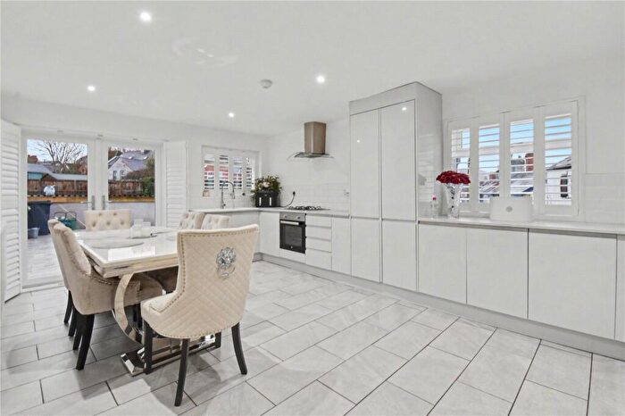 3 Bedroom End Of Terrace House For Sale In Maendu Street, Brecon, Powys, LD3