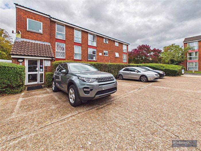 2 Bedroom Flat For Sale In Archery Close, Harrow, Middlesex, HA3