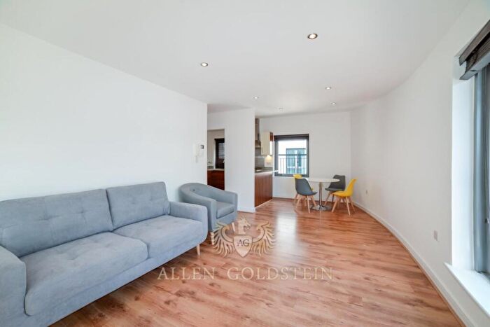 2 Bedroom Flat To Rent In Steward Street, Liverpool Street, E1