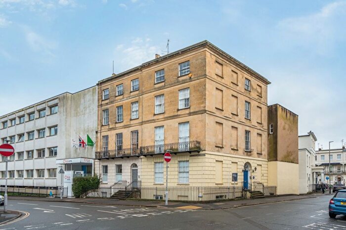 1 Bedroom Flat To Rent In Wellington Street, Cheltenham, GL50