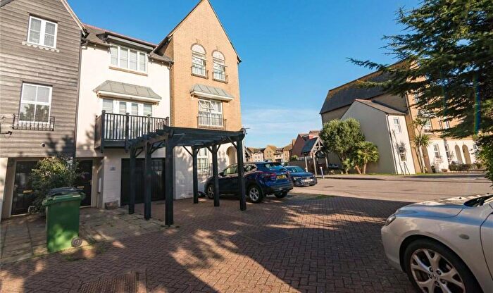 3 Bedroom Town House For Sale In Admiralty Crescent, Eastbourne, BN23