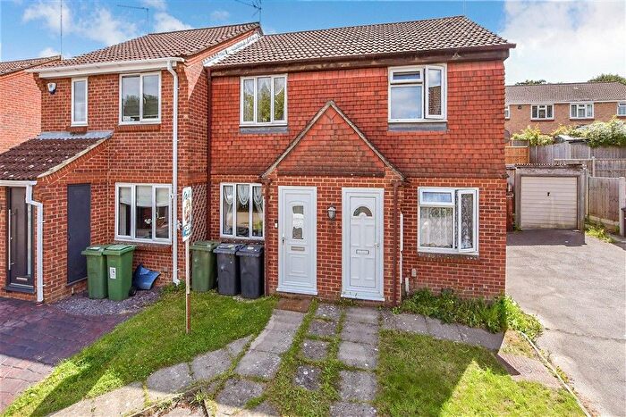 2 Bedroom Terraced House For Sale In The Quern, Maidsatone, Kent, ME15