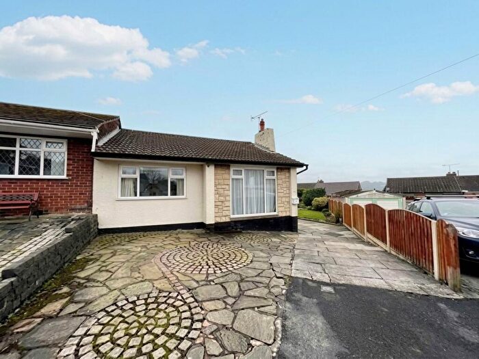 2 Bedroom Semi-Detached Bungalow To Rent In Well Mead, Bredbury, SK6