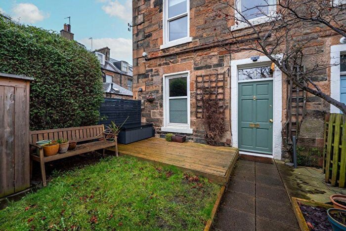 3 Bedroom Flat For Sale In Somerset Place, Edinburgh, EH6