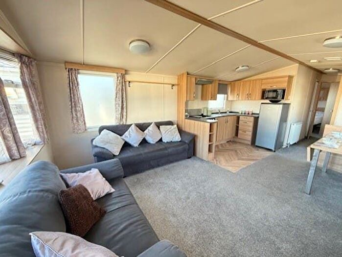 3 Bedroom Mobile/park Home For Sale In Leysdown Road, Leysdown-On-Sea, Sheerness, ME12