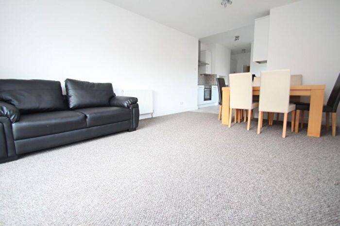 5 Bedroom Property To Rent In Somerley Road, Bournemouth, BH9
