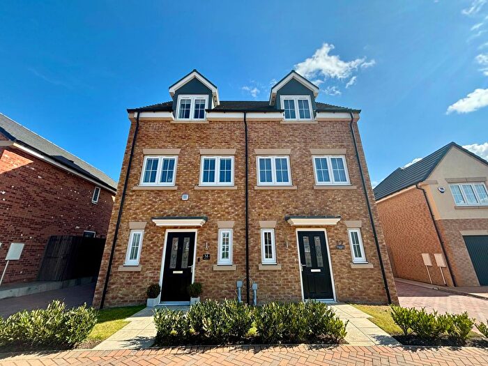 3 Bedroom Town House For Sale In Hetherington Way, Bedlington, NE22