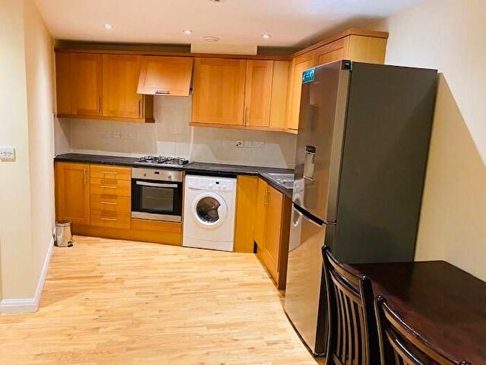 1 Bedroom Flat To Rent In A Windsor Close, Northwood, HA6