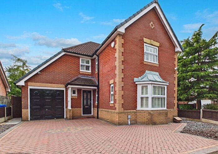 4 Bedroom Detached House For Sale In Highclove Lane, Worsley, Manchester, M28