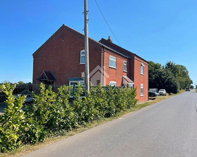 4 Bedroom Equestrian For Sale In Hedgehog Bridge, Brothertoft, PE20