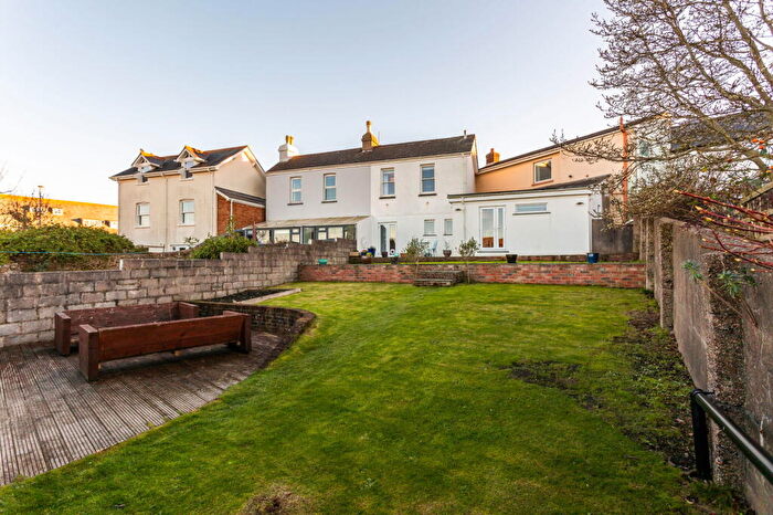 4 Bedroom Cottage For Sale In Cross Street, Northam, EX39