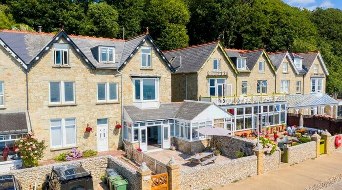 3 Bedroom Apartment To Rent In Shore Road Bembridge, PO38