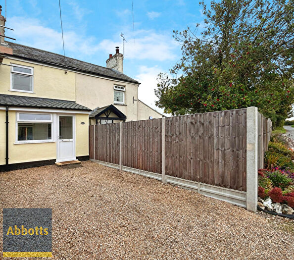 1 Bedroom Cottage To Rent In Chalk Hill, Great Cressingham, IP25