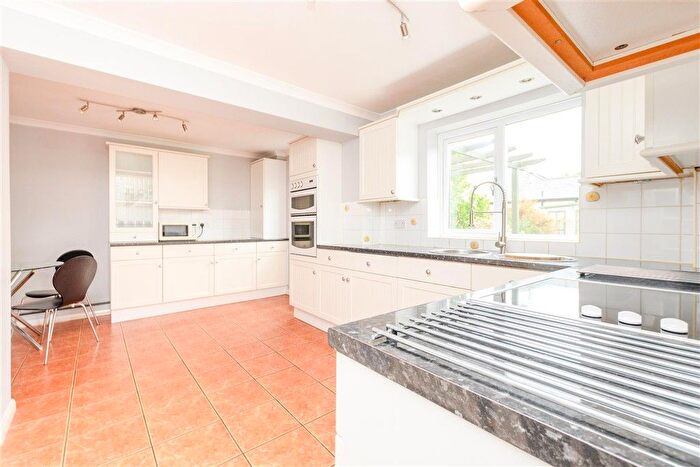 4 Bedroom Semi-detached House For Sale In The Briars, West Kingsdown, Sevenoaks, Kent, TN15