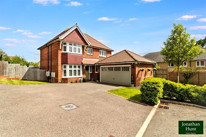 4 Bedroom Detached House For Sale In Bishop Way - Buntingford, SG9