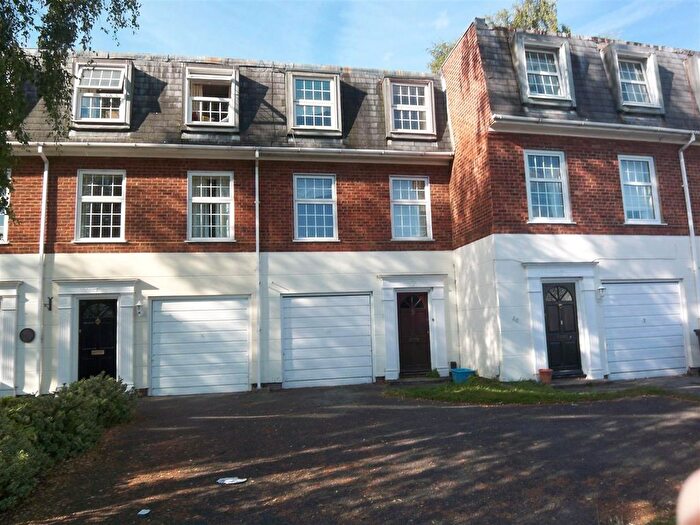 5 Bedroom Terraced House To Rent In Victoria Mews, St. Judes Road, Englefield Green, Egham, TW20