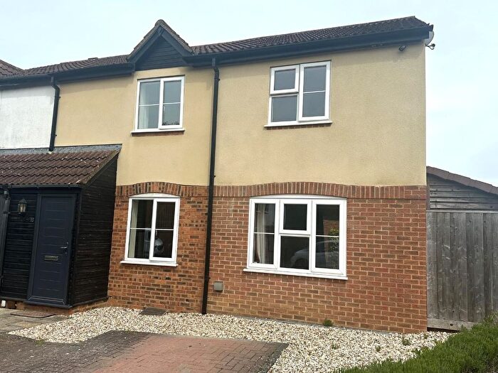 3 Bedroom End Terrace House To Rent In Nevis Close, Sparcells, SN5