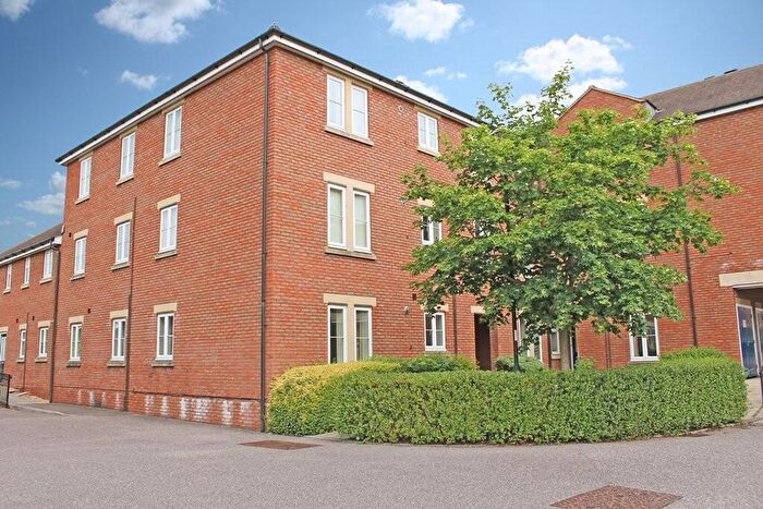 2 Bedroom Flat To Rent In Gras Lawn, Exeter, EX2