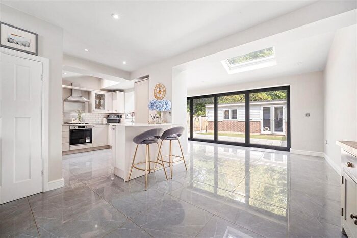 3 Bedroom Semi-Detached House For Sale In Main Road, Sundridge, Sevenoaks, TN14