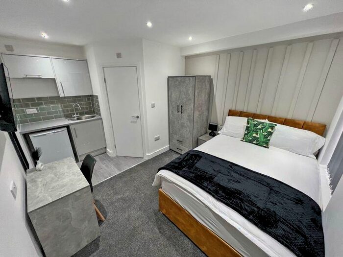 Studio To Rent In Melville Road, Coventry, CV1