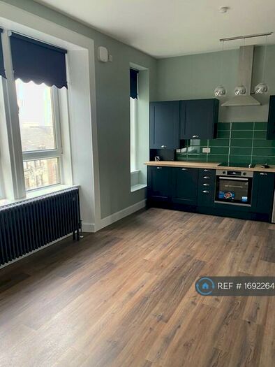 1 Bedroom Flat To Rent In Macintyreplace, Paisley, PA2